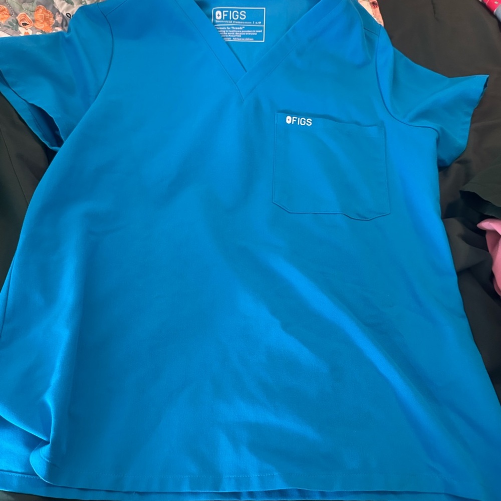 Figs Women's electric Blue Top